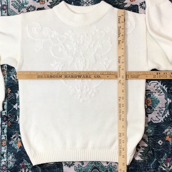 Vintage Cariage Court Cream Mock-neck Embroidered Knit Sweater - Picture 5 of 8